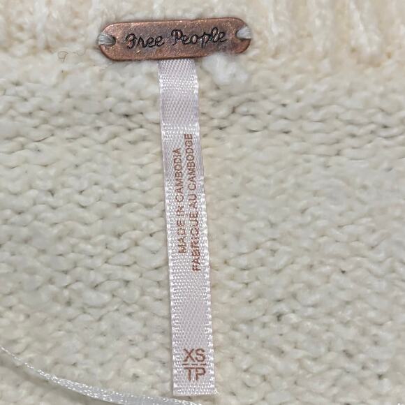 Free People Brookside Oversized Tunic Sweater XS Ivory Soft Stretch Comfy NWT - Picture 7 of 9